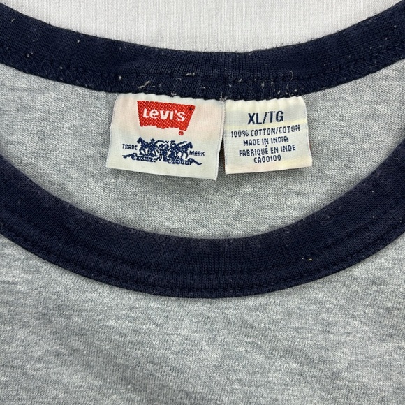Levi’s vintage grey tee size XL - Picture 3 of 6